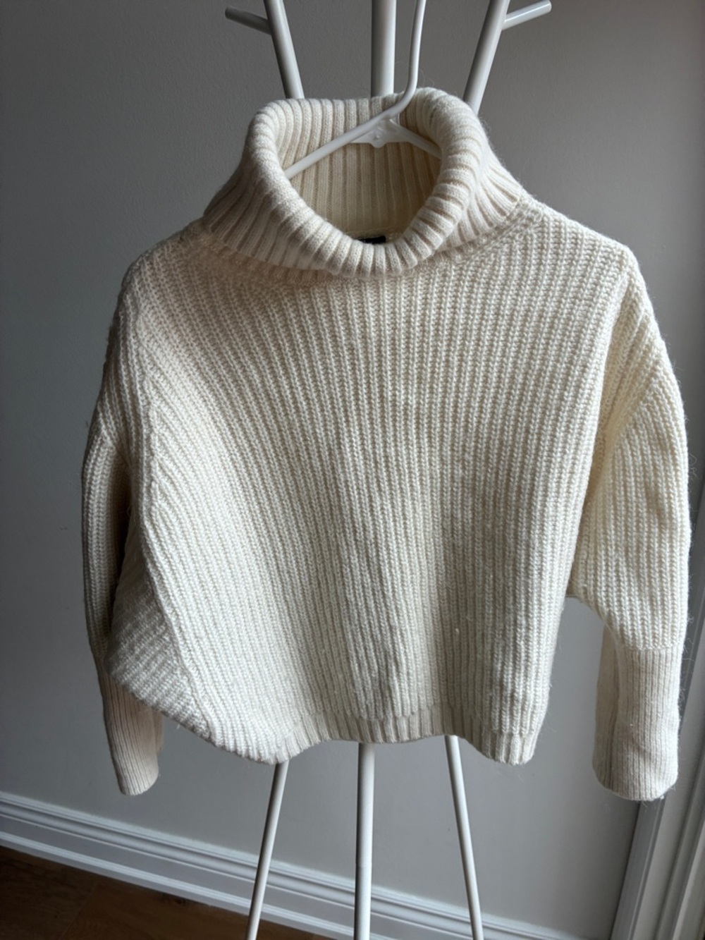 Massimo Dutti Cream Ribbed Turtleneck Sweater
